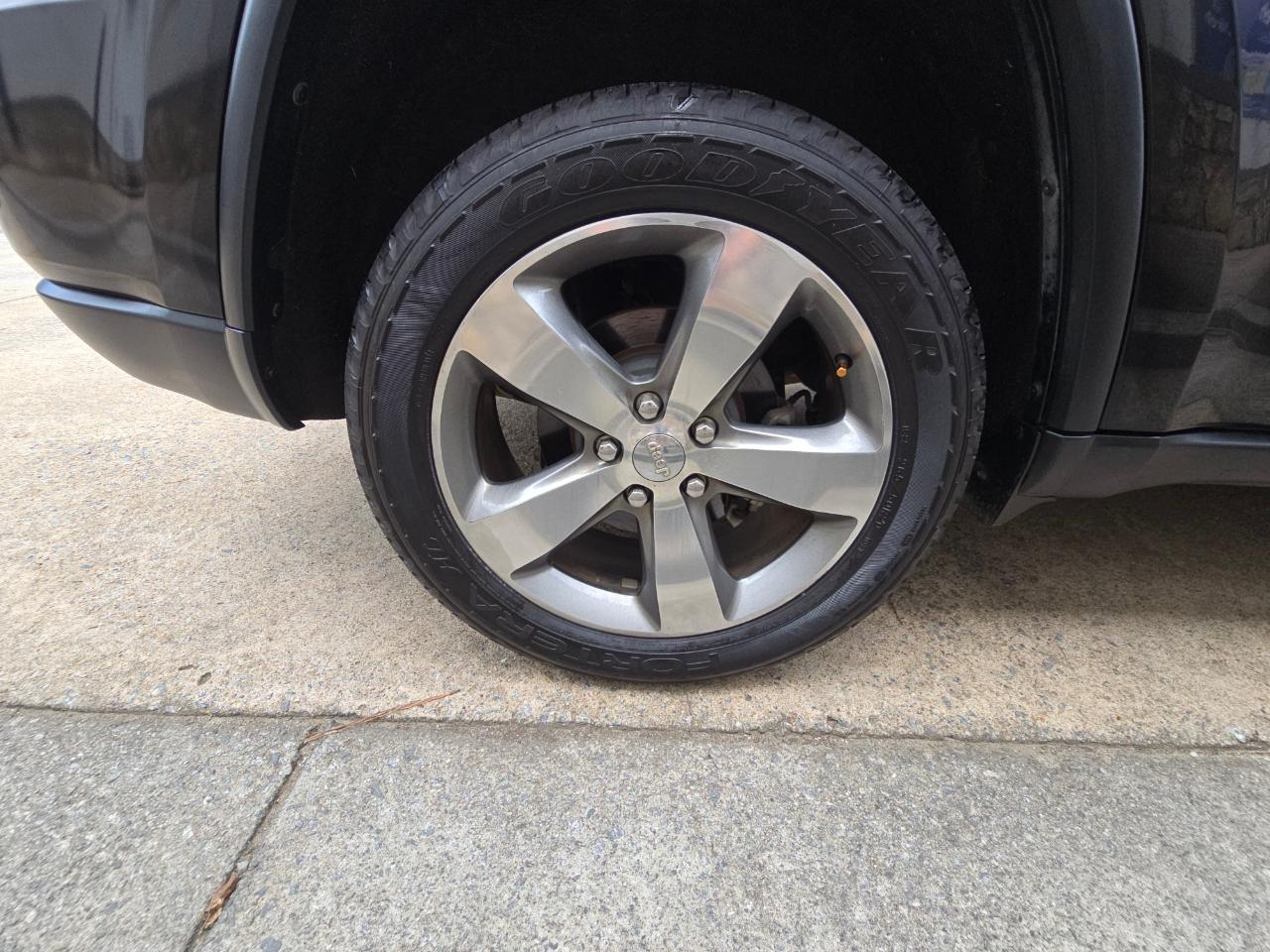 Jeep Grand Cherokee Limited 4WD 2014
