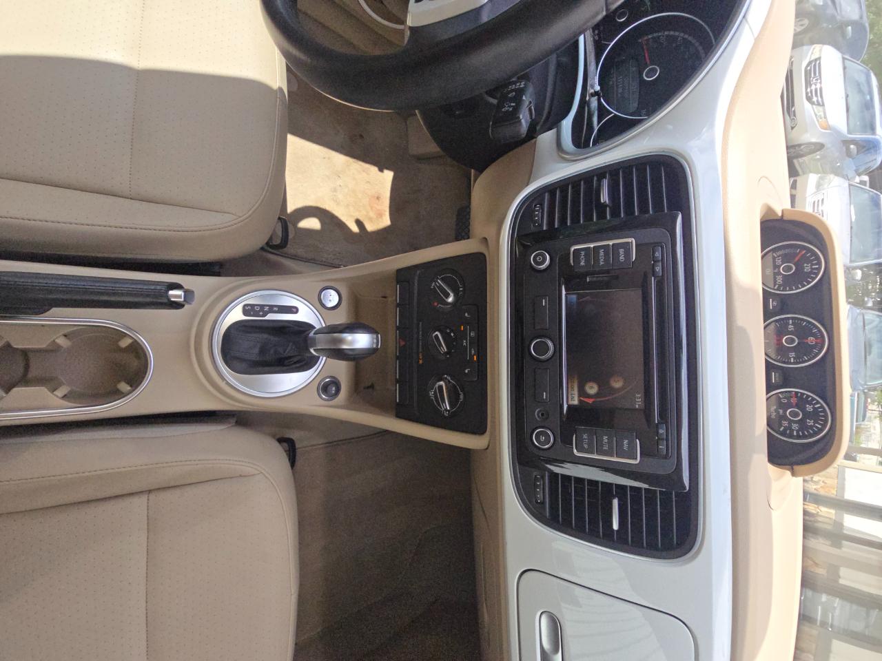 Volkswagen Beetle TDI 6A 2015