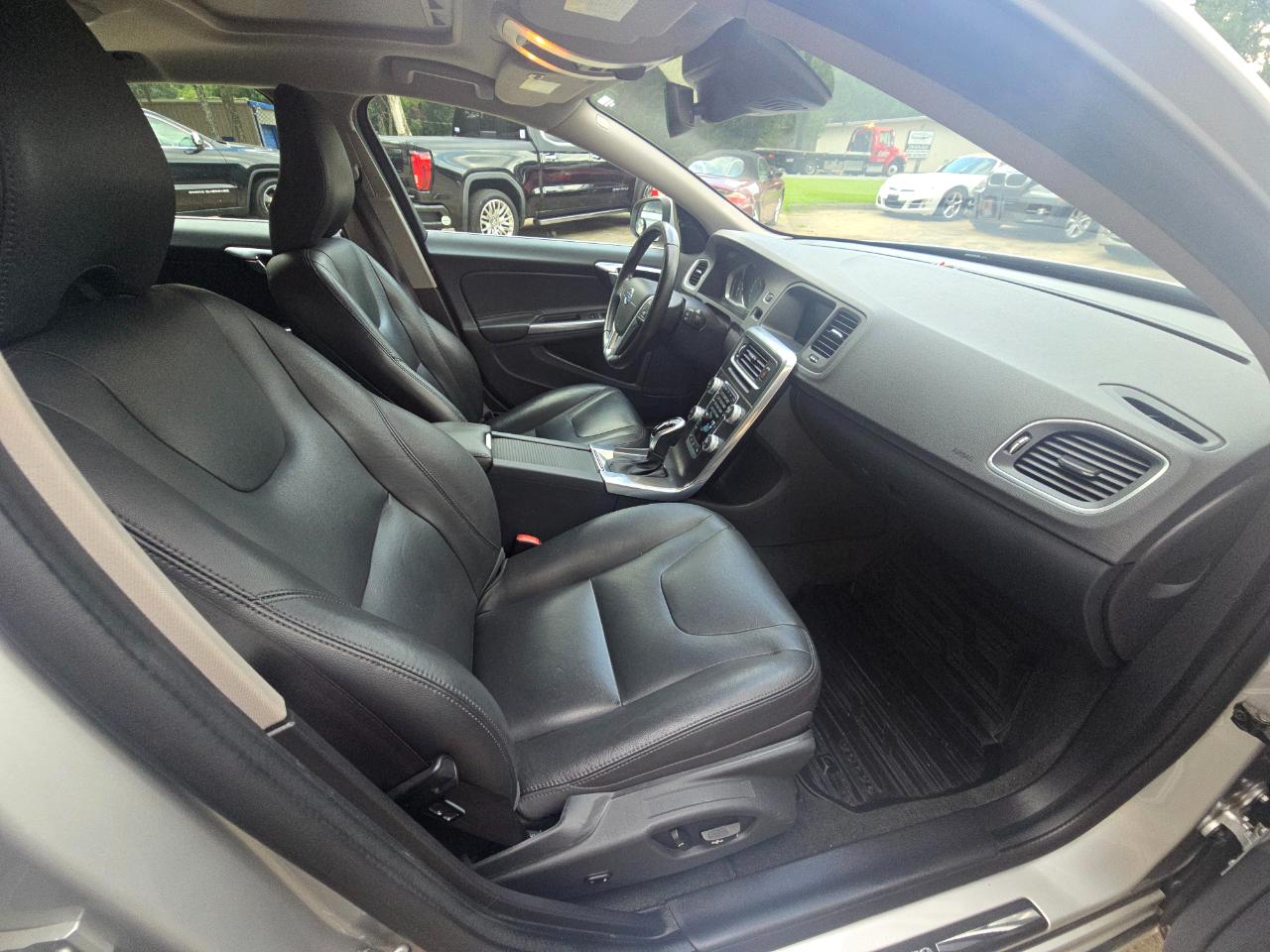 Volvo V60 T5 Drive-E Premier FWD 2016