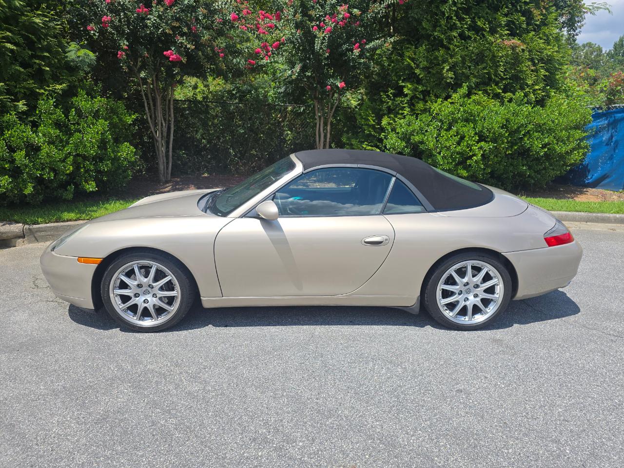 Porsche 911 Carrera Cabriolet 1999