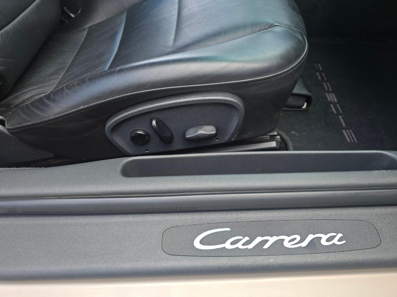 Porsche 911 Carrera Cabriolet 1999