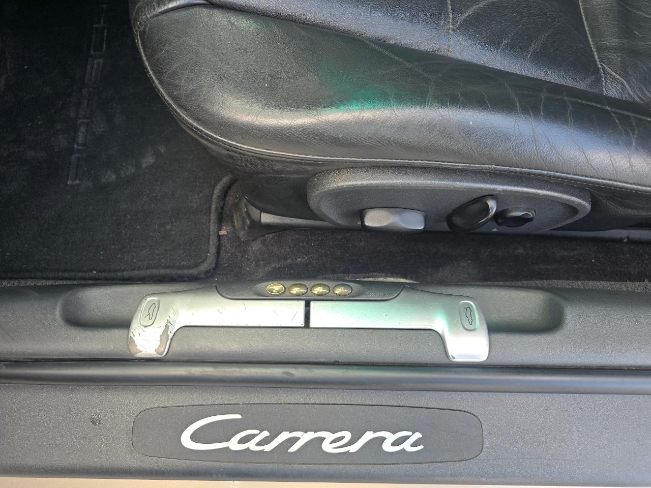 Porsche 911 Carrera Cabriolet 1999
