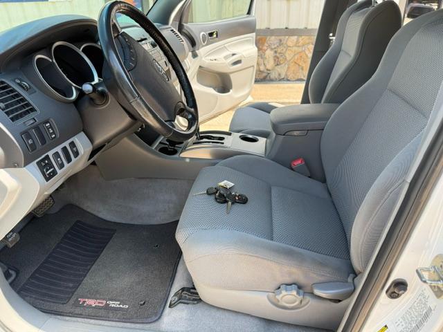 Toyota Tacoma  2010