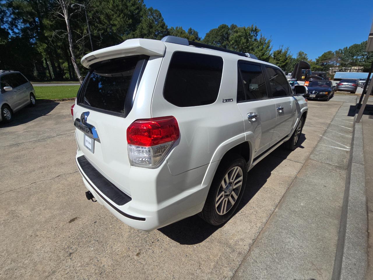 Toyota 4Runner Limited 2WD V6 2013