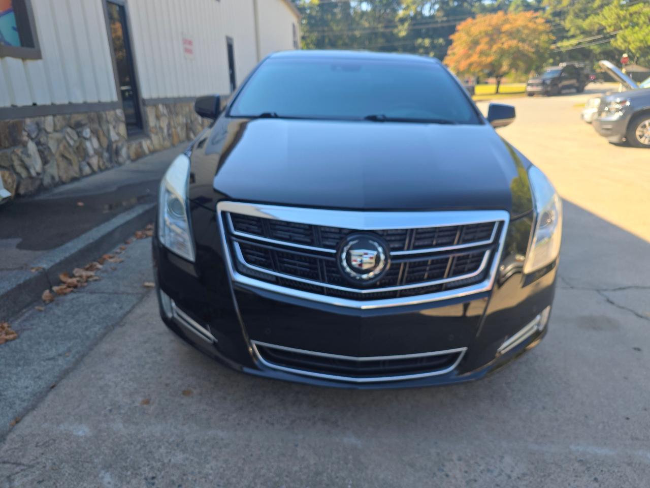 Cadillac XTS photo 2