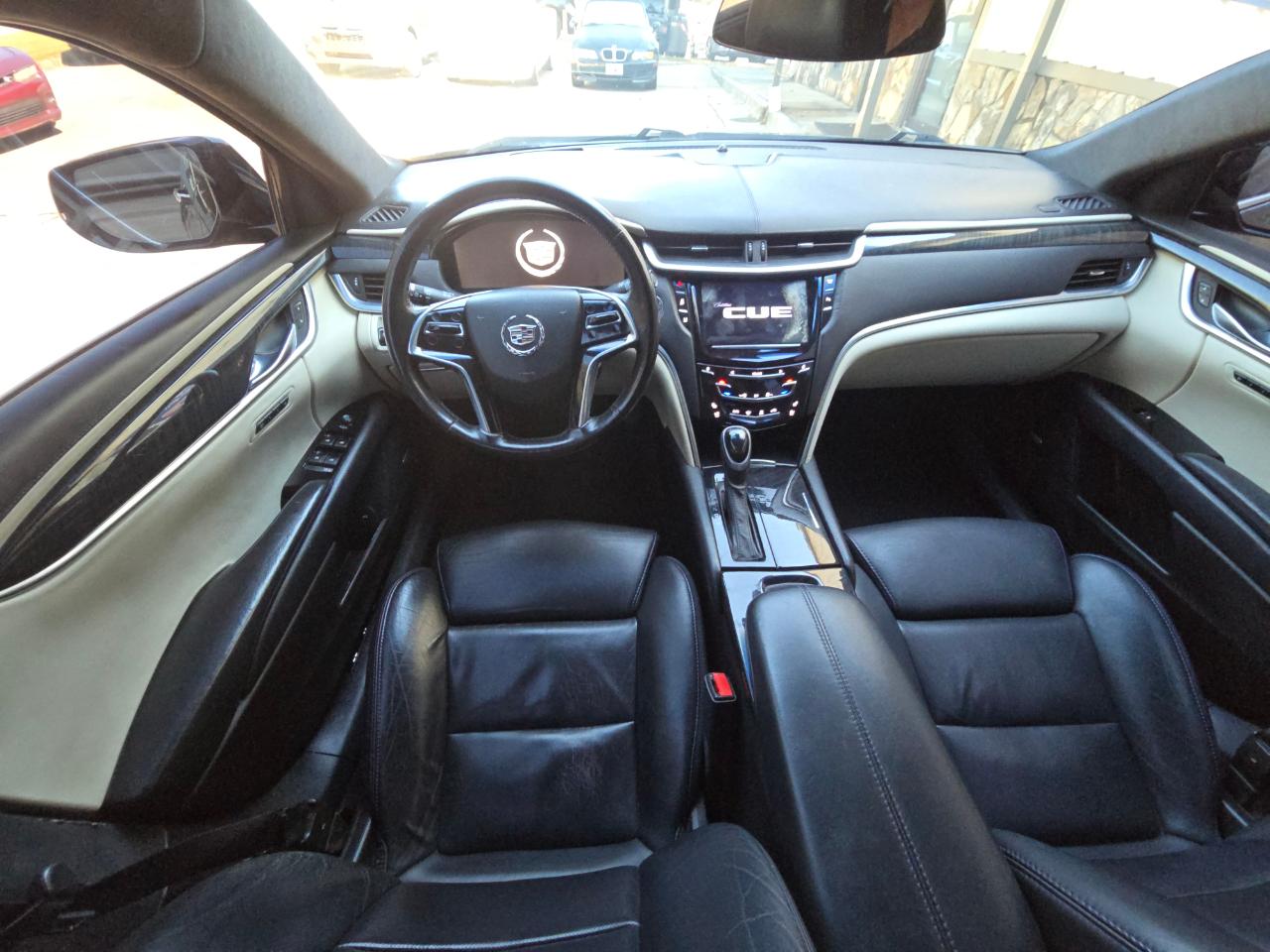 Cadillac XTS photo 10