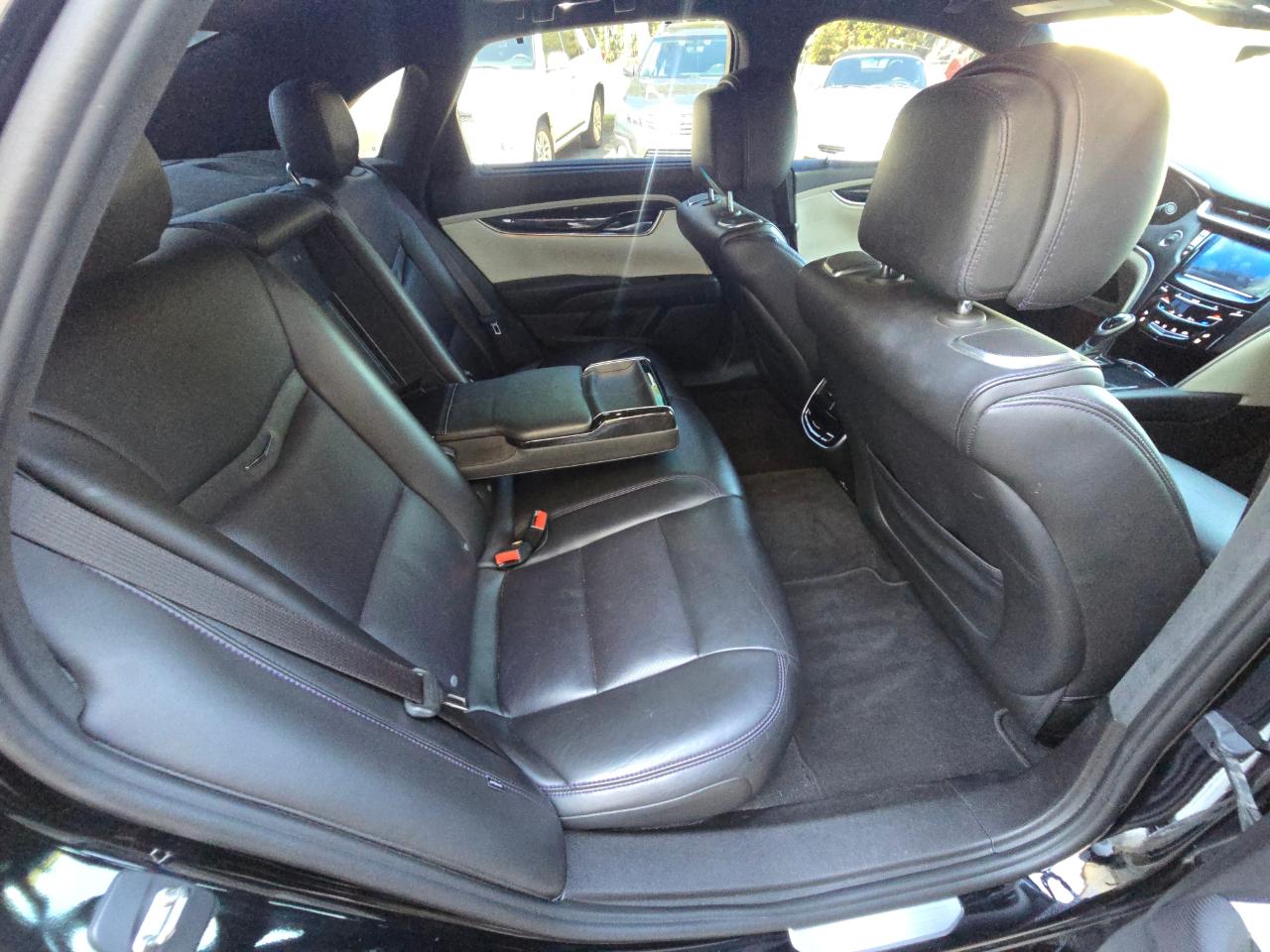 Cadillac XTS photo 15