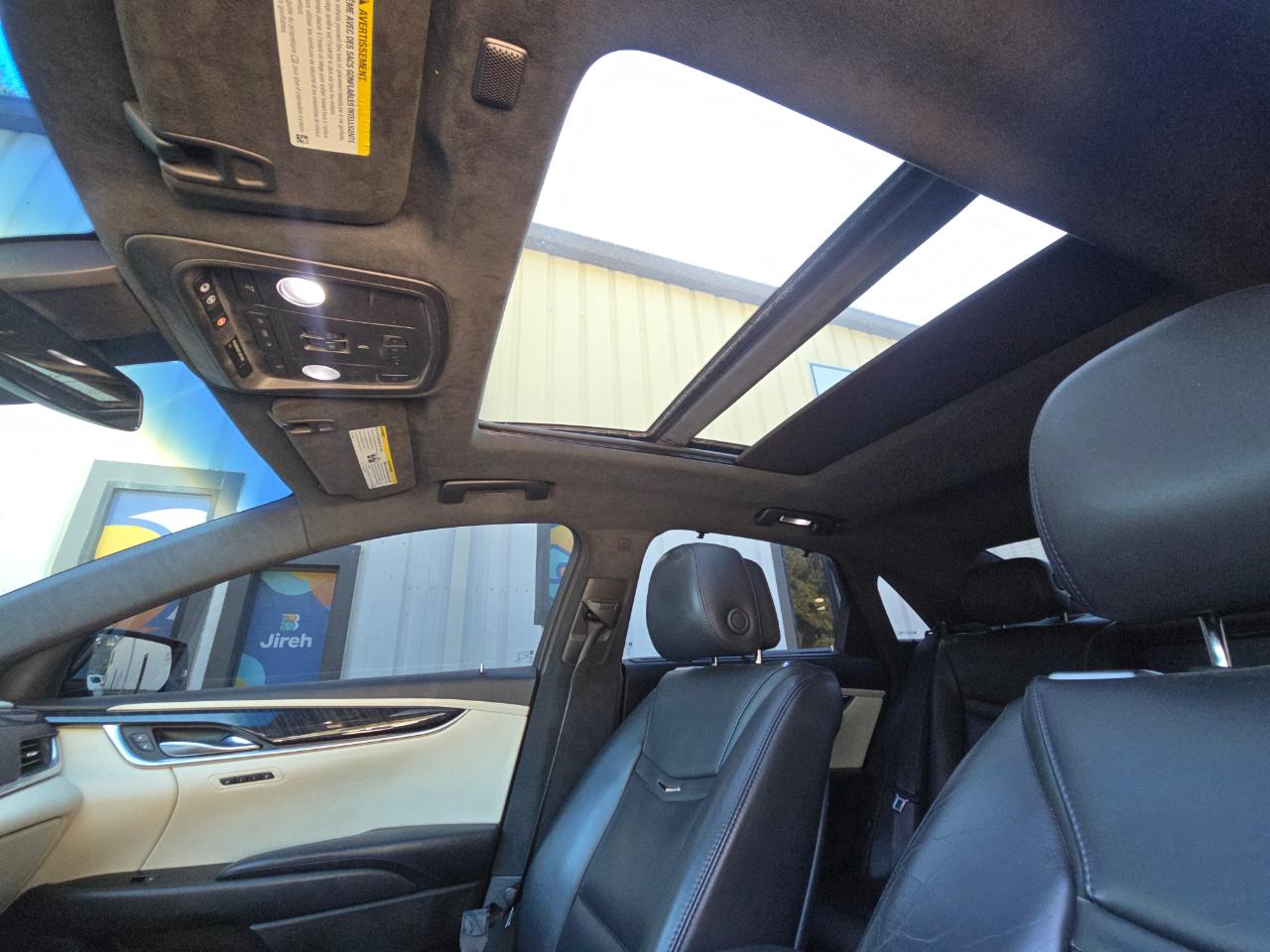 Cadillac XTS photo 16