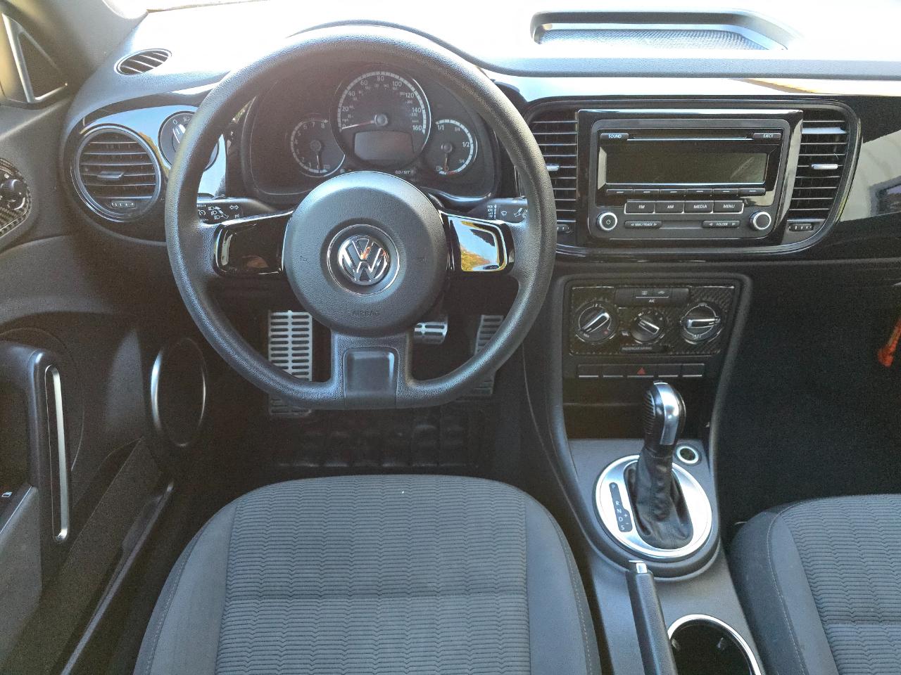 Volkswagen Beetle 2.5L 2014