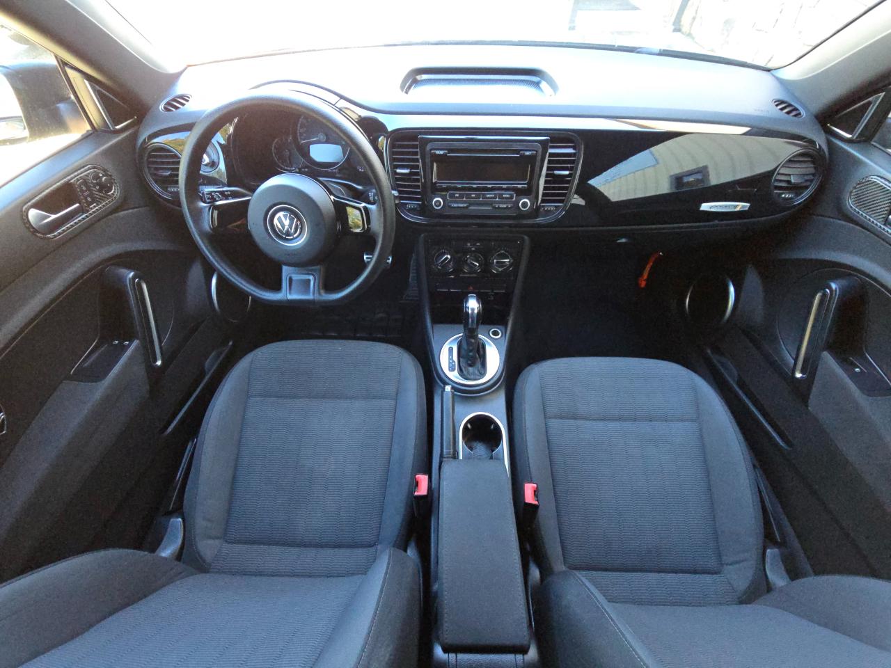 Volkswagen Beetle 2.5L 2014