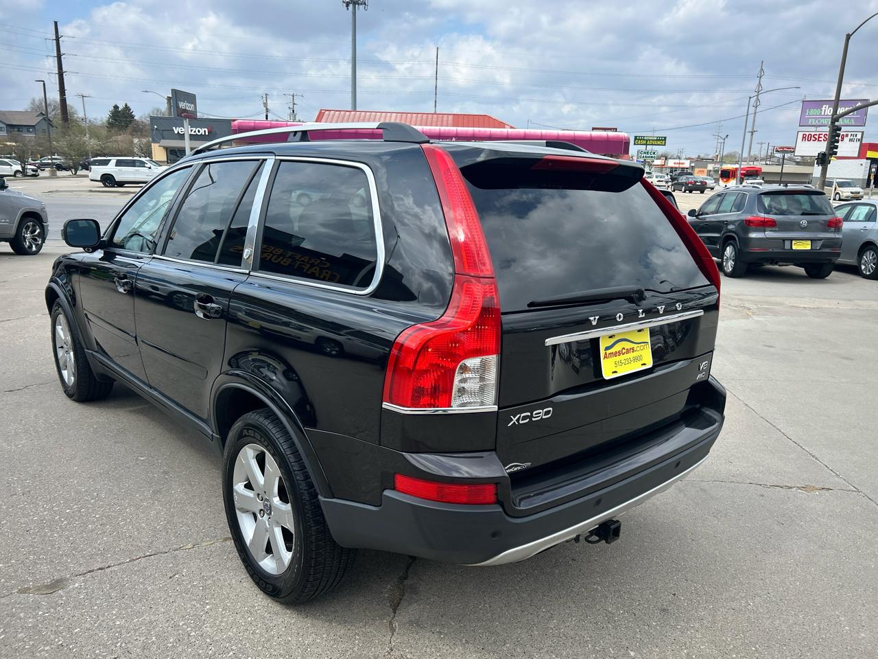 Volvo XC90 AWD 4dr V8 2010