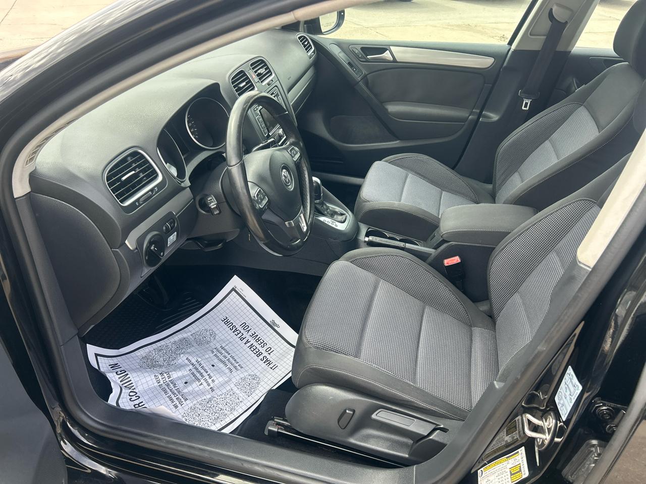 Volkswagen Golf 4dr HB DSG TDI w/Sunroof & Nav 2014