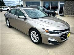 2022 Chevrolet Malibu  2022 Chevrolet Malibu