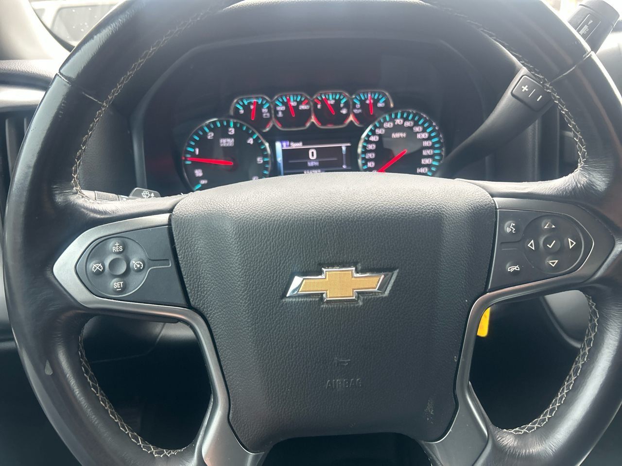 Chevrolet Silverado 1500 4WD Crew Cab 143.5" LT w/1LT 2018