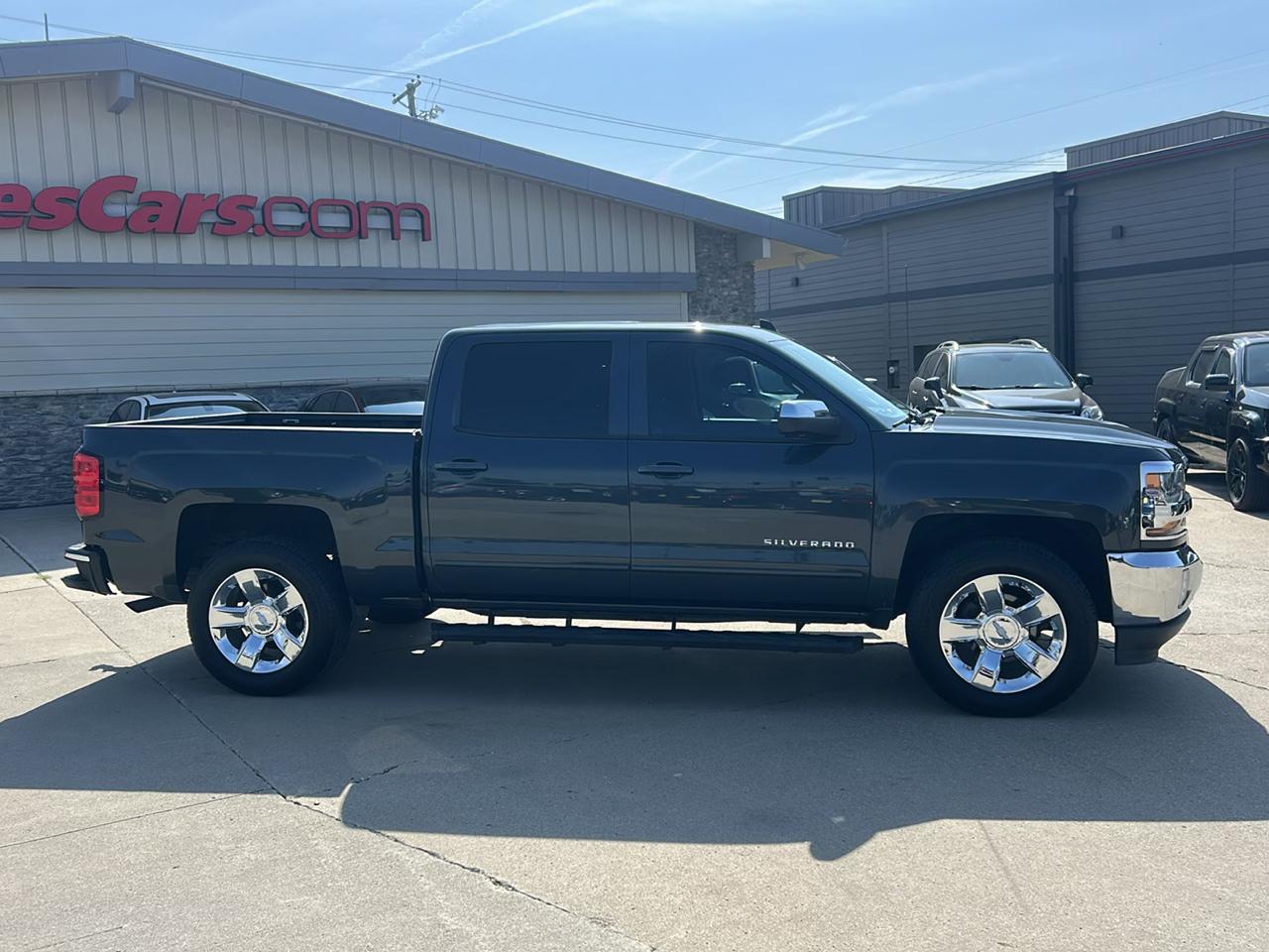 Chevrolet Silverado 1500 4WD Crew Cab 143.5" LT w/1LT 2018