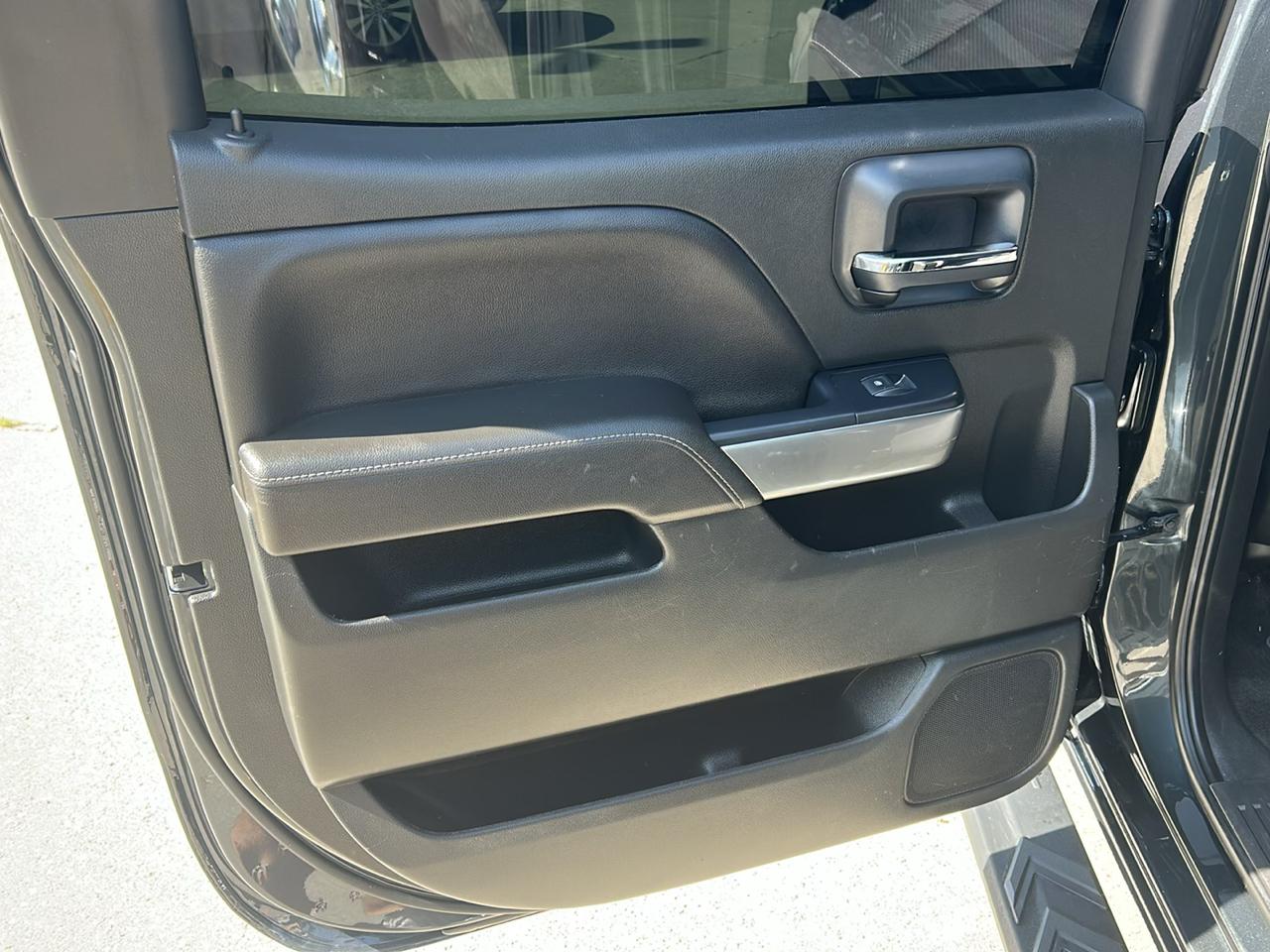 Chevrolet Silverado 1500 4WD Crew Cab 143.5" LT w/1LT 2018