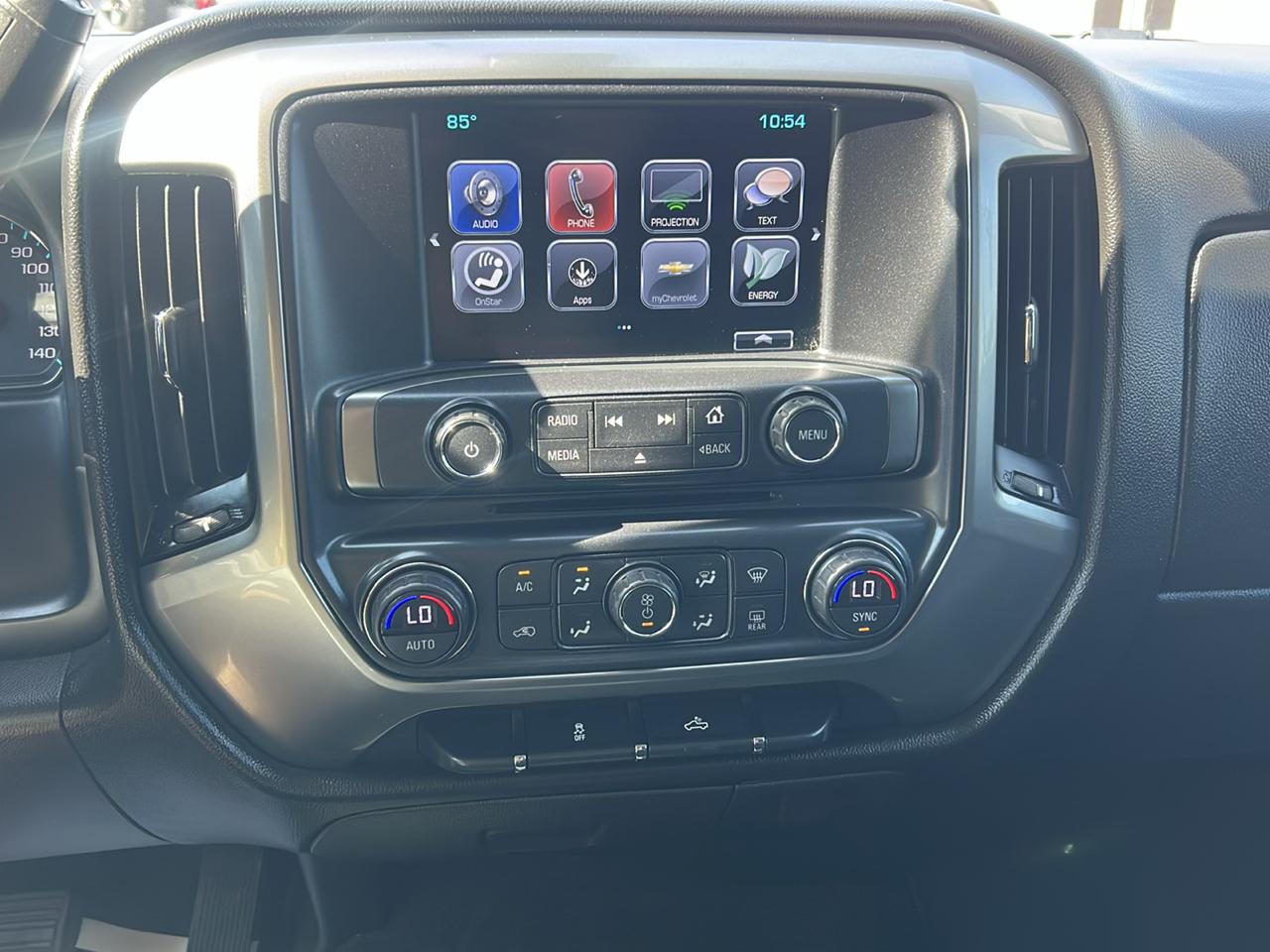Chevrolet Silverado 1500 4WD Crew Cab 143.5" LT w/1LT 2018