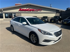 2016 Hyundai Sonata  2016 Hyundai Sonata