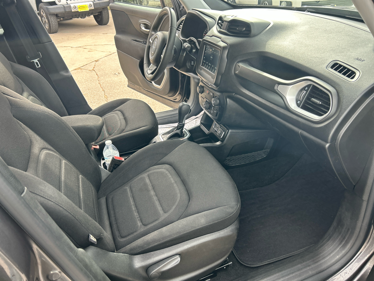 Jeep Renegade Latitude FWD 2020