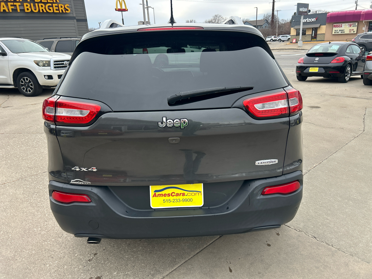 Jeep Cherokee 4WD 4dr Latitude 2015