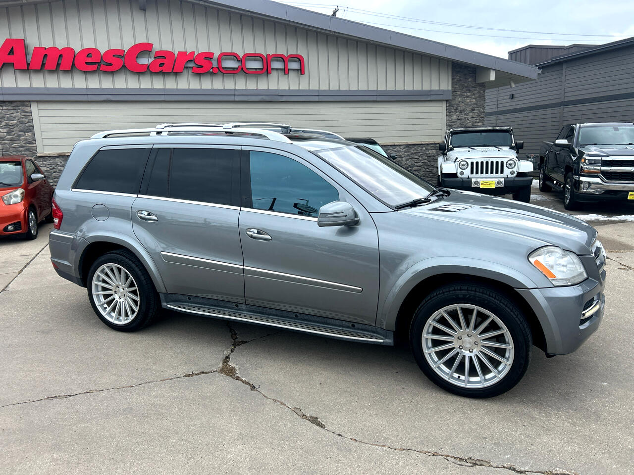 Mercedes-Benz GL-Class 4MATIC 4dr GL 550 2011