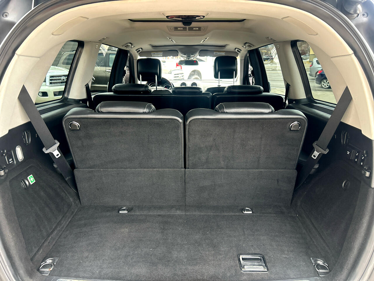 Mercedes-Benz GL-Class 4MATIC 4dr GL 550 2011