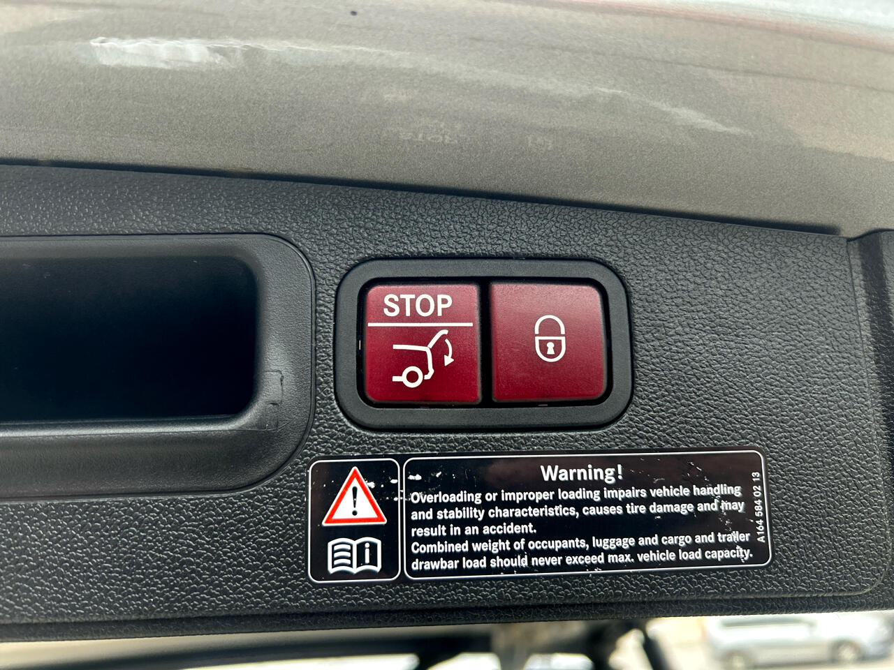 Mercedes-Benz GL-Class 4MATIC 4dr GL 550 2011