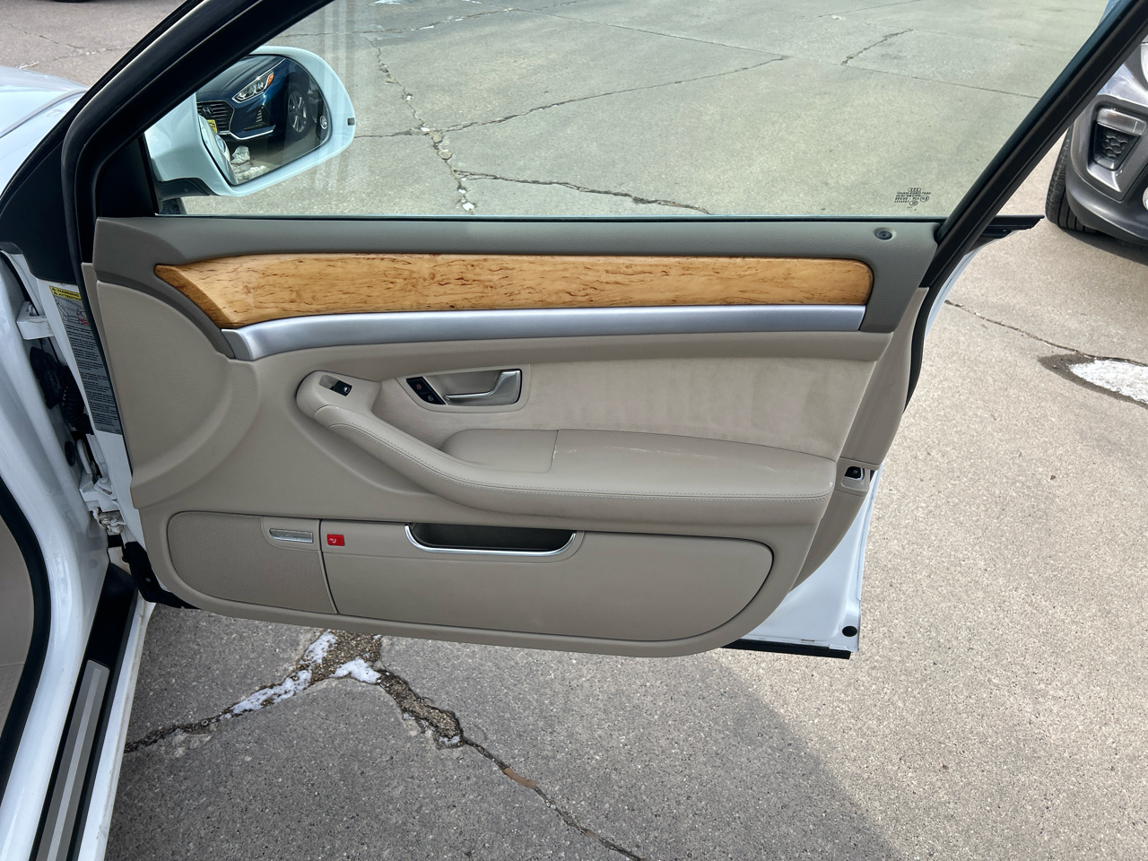 Audi A8 L 4dr Sdn 4.2L 2009