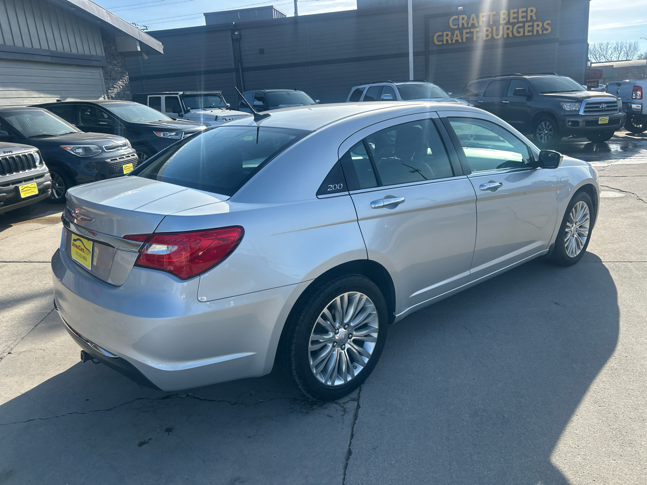 Chrysler 200 4dr Sdn Limited 2012
