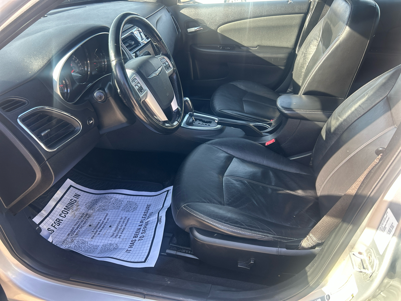 Chrysler 200 4dr Sdn Limited 2012