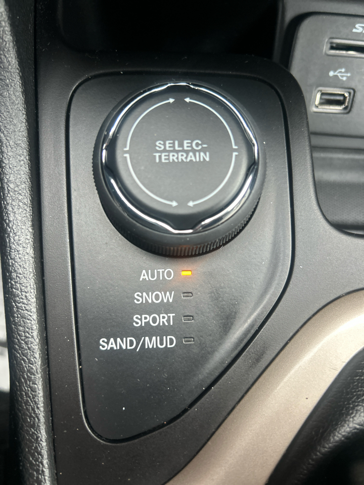 Jeep Cherokee Latitude 4x4 2018