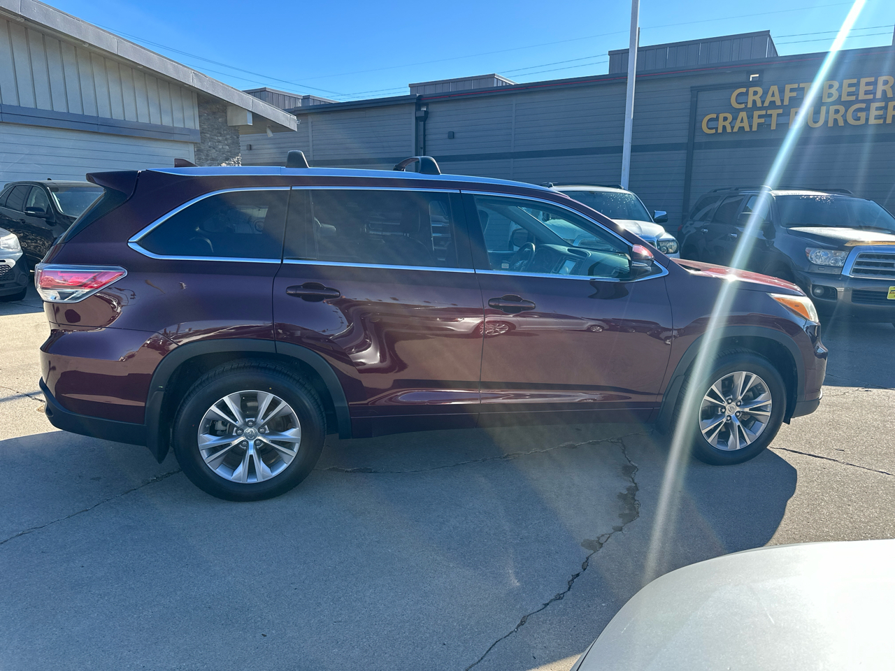 Toyota Highlander AWD 4dr V6 XLE (Natl) 2014