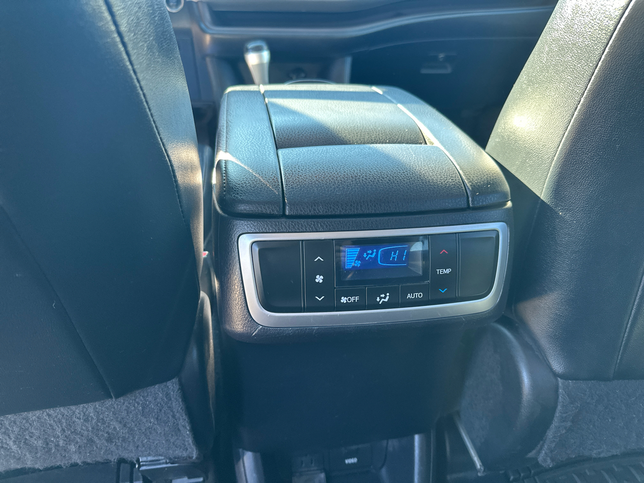 Toyota Highlander AWD 4dr V6 XLE (Natl) 2014