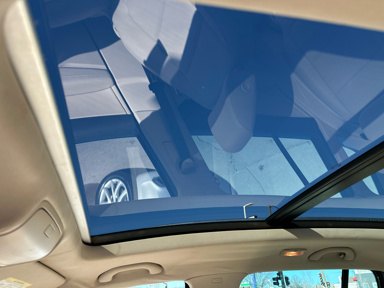 Volkswagen Tiguan 2WD 4dr Auto SE w/Sunroof & Nav 2012