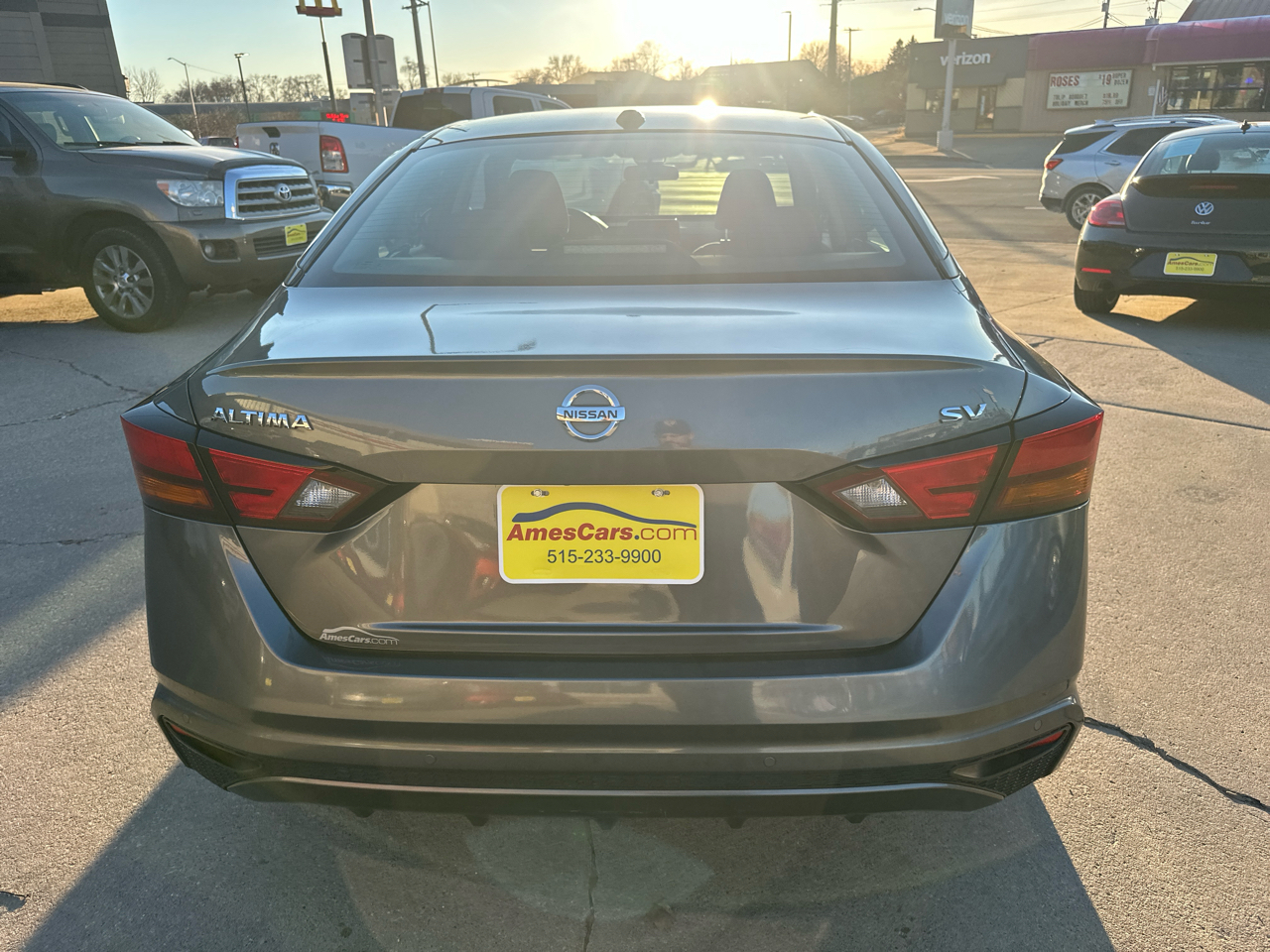 Nissan Altima 2.5 SV Sedan 2021