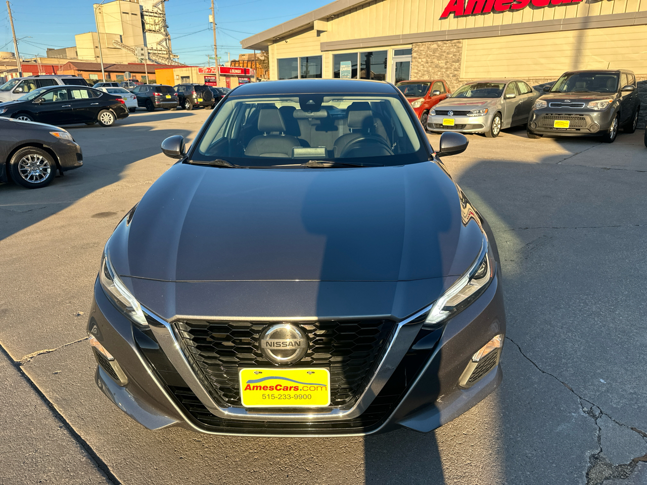 Nissan Altima 2.5 SV Sedan 2021