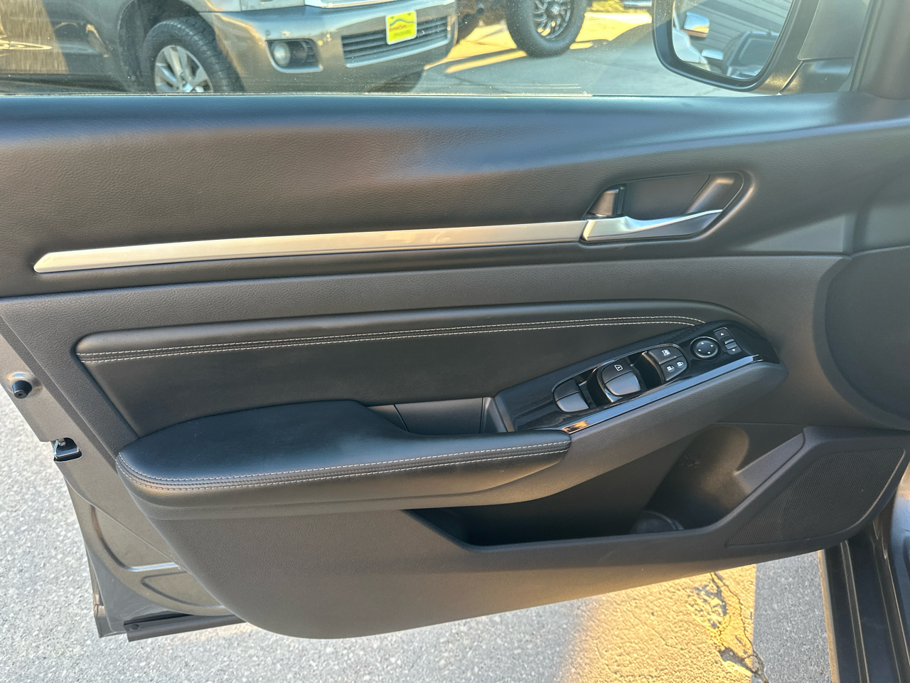 Nissan Altima 2.5 SV Sedan 2021