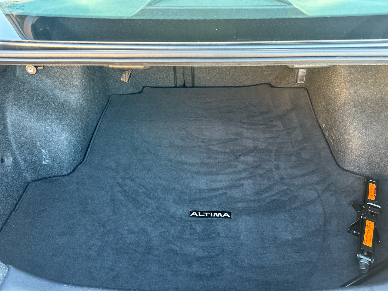 Nissan Altima 2.5 SV Sedan 2021