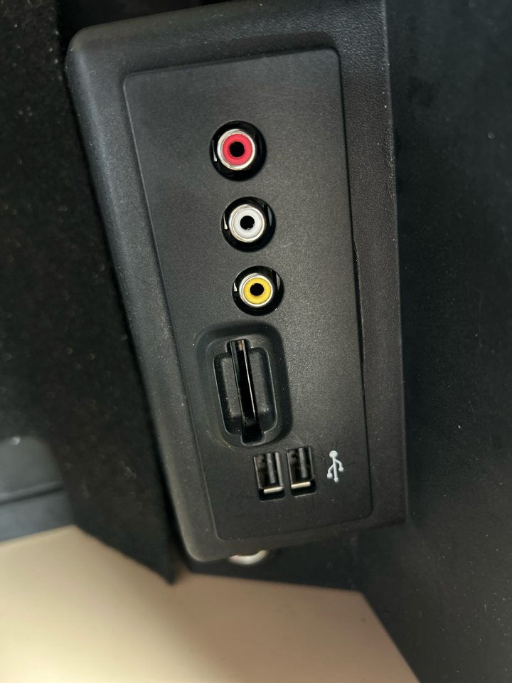 Ford F-150 4WD SuperCrew 145" Lariat 2013