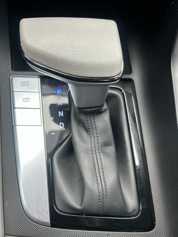 Hyundai Elantra SEL IVT 2023