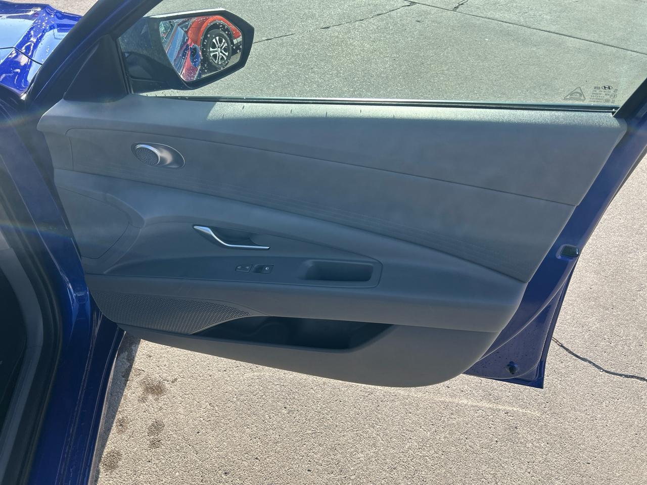 Hyundai Elantra SEL IVT 2023