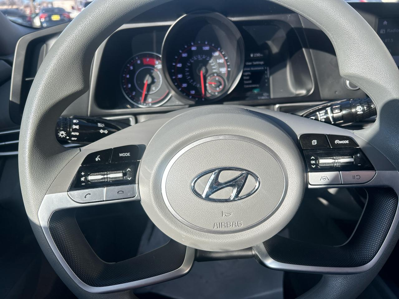 Hyundai Elantra SEL IVT 2023