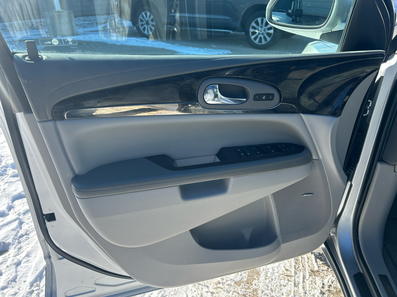 Buick Enclave AWD 4dr Premium 2016