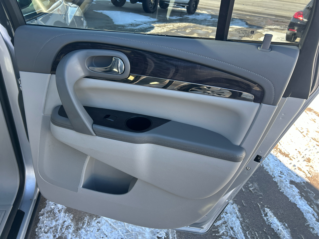 Buick Enclave AWD 4dr Premium 2016