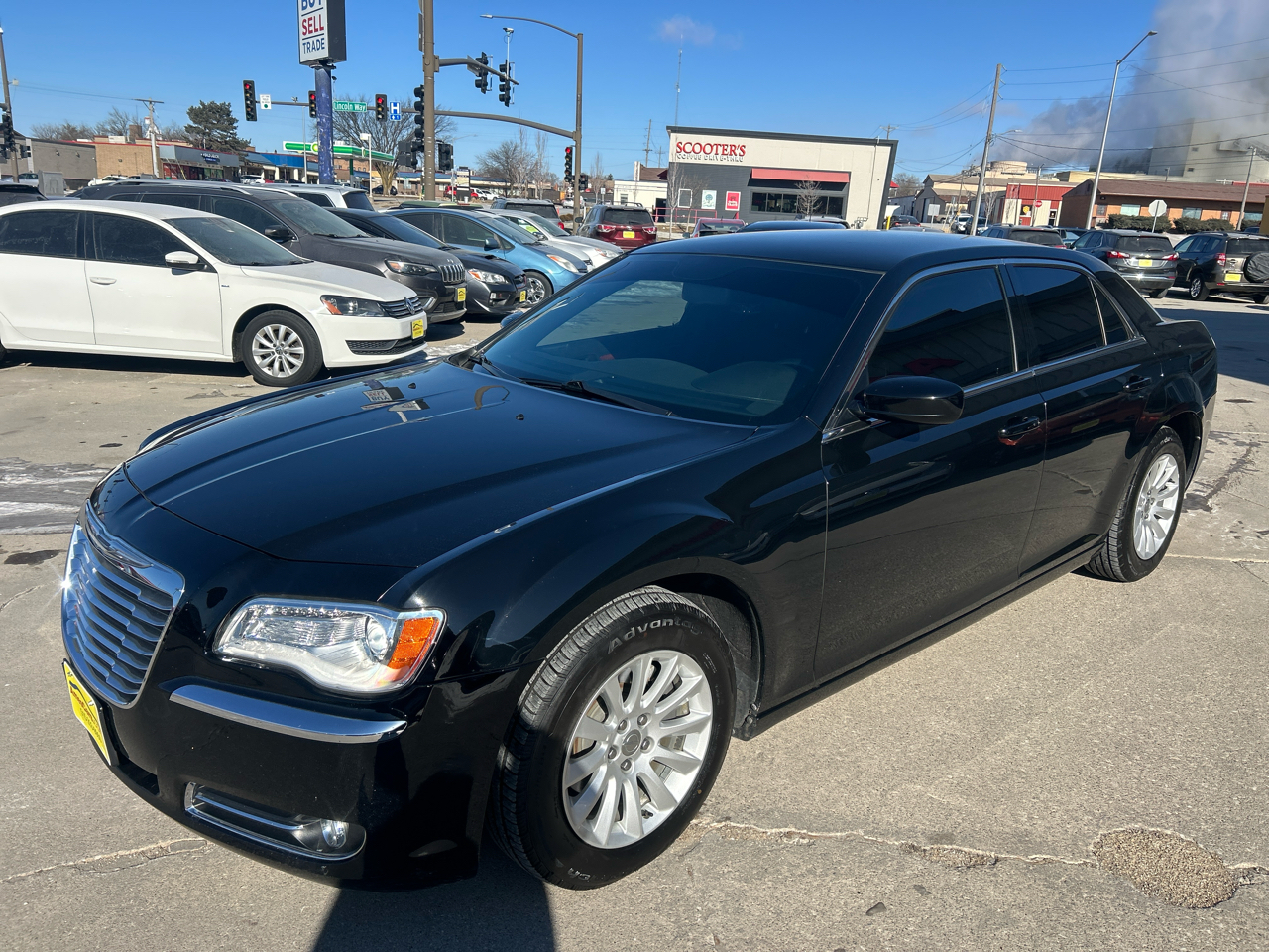 Chrysler 300 4dr Sdn RWD 2013