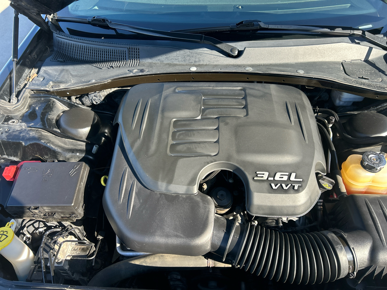 Chrysler 300 4dr Sdn RWD 2013