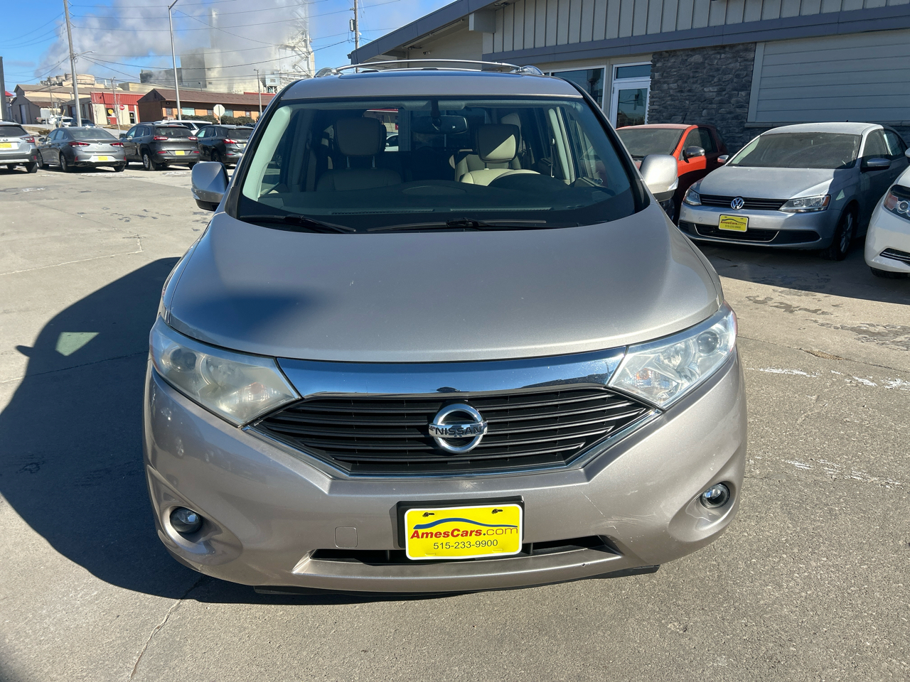 Nissan Quest 4dr LE 2012