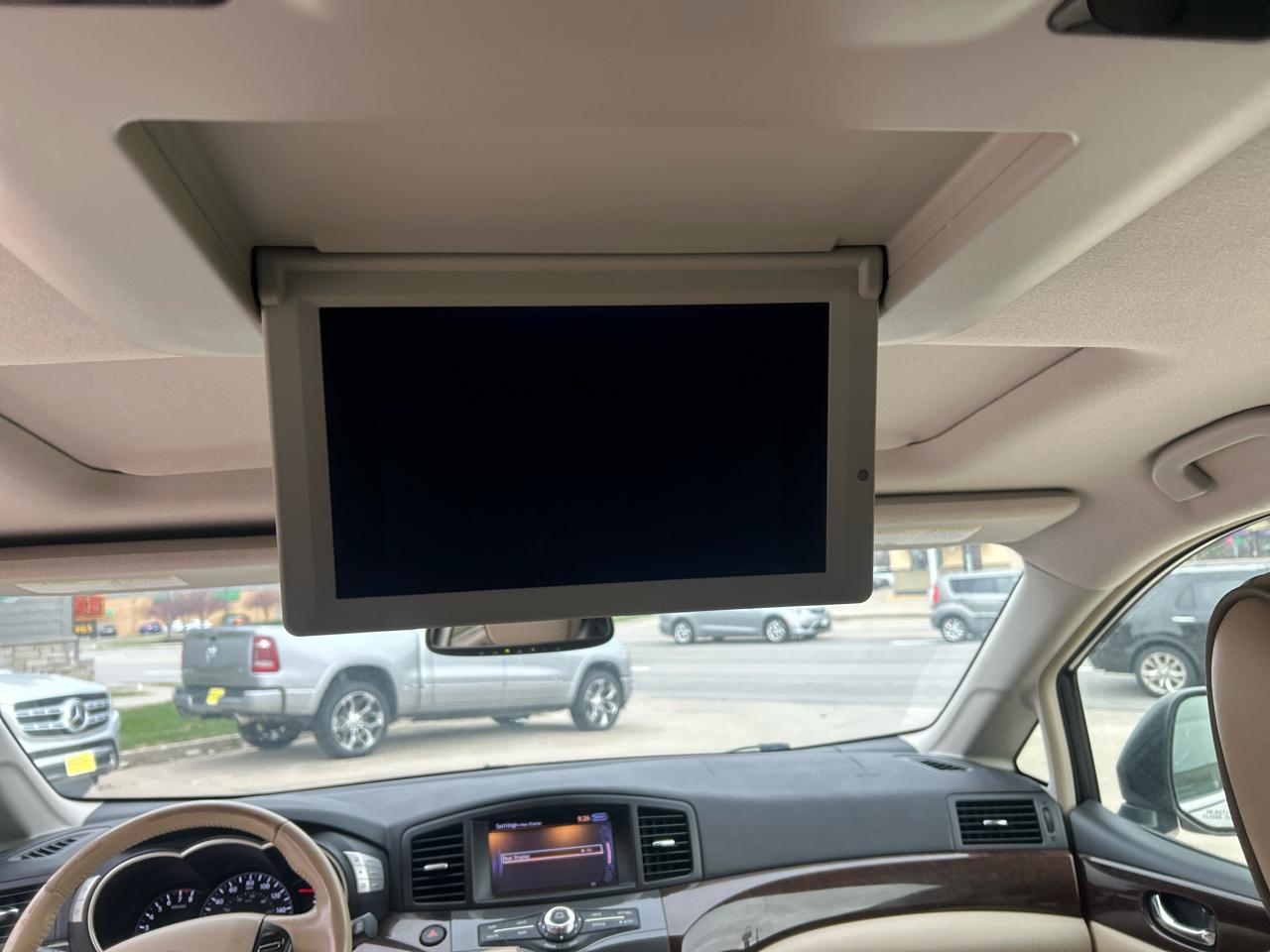 Nissan Quest 4dr LE 2012