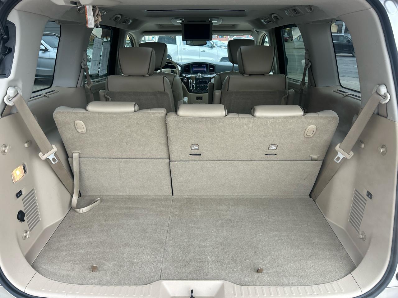 Nissan Quest 4dr LE 2012