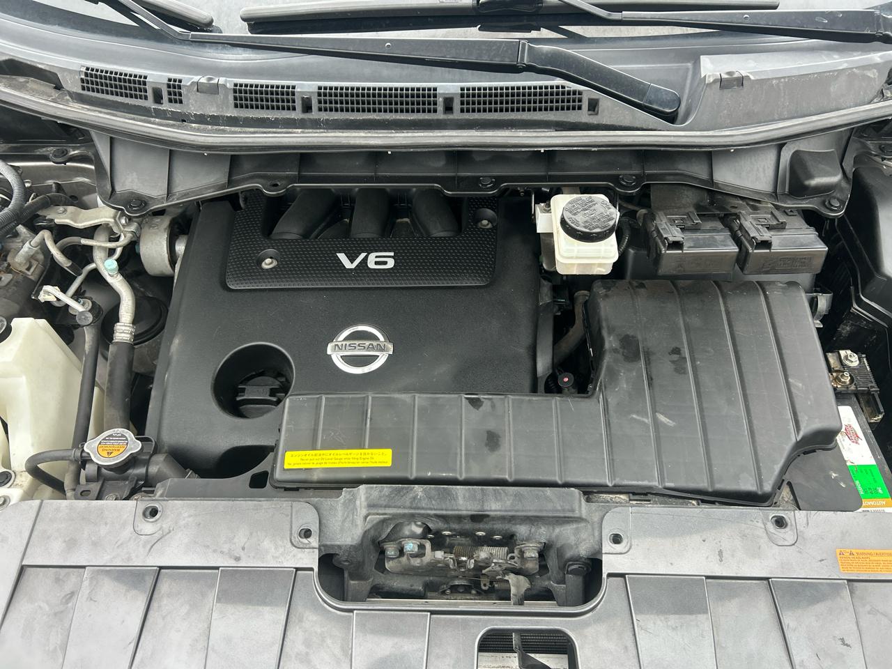 Nissan Quest 4dr LE 2012